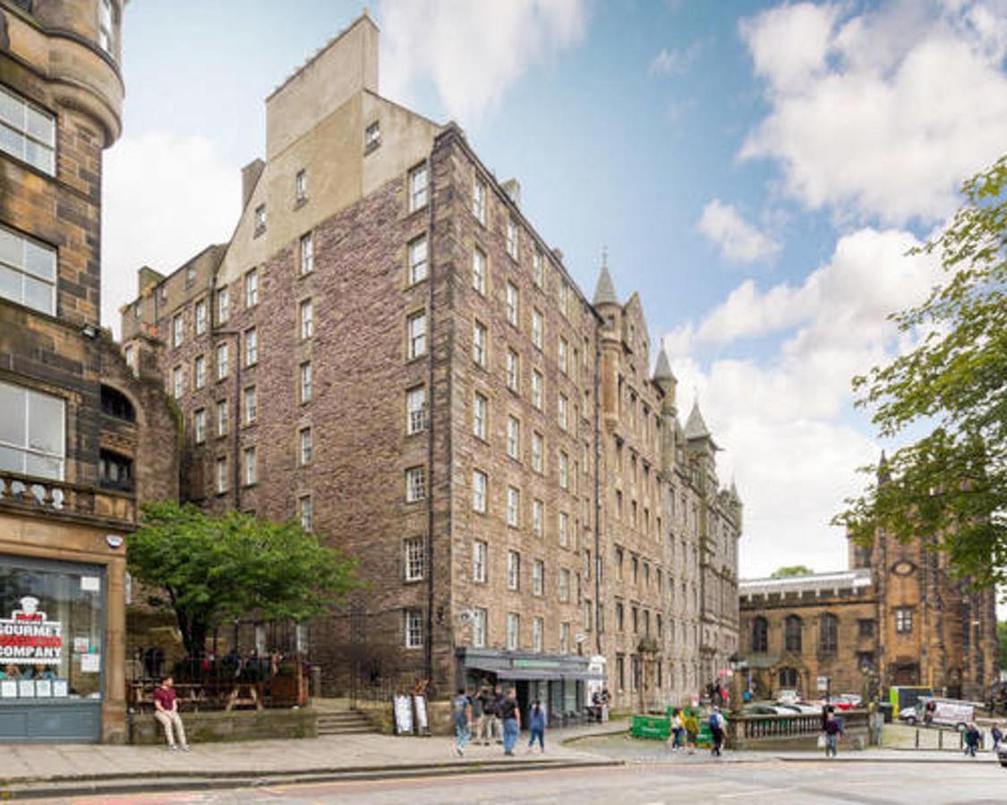 Refurbished Studio Next To The Royal Mile Lägenhet Edinburg Exteriör bild